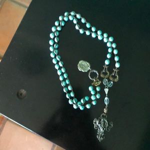 Turquoise bead necklace